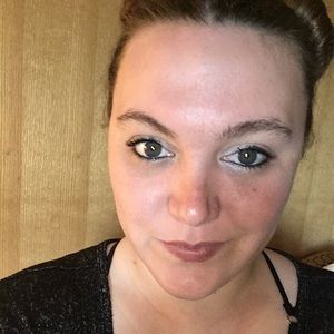 Meet your Posher, Katelyn